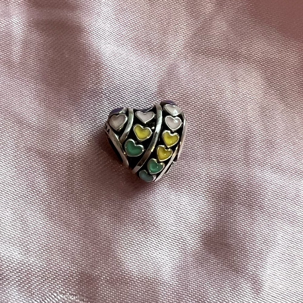 PANDORA - RAINBOW HEARTS CHARM